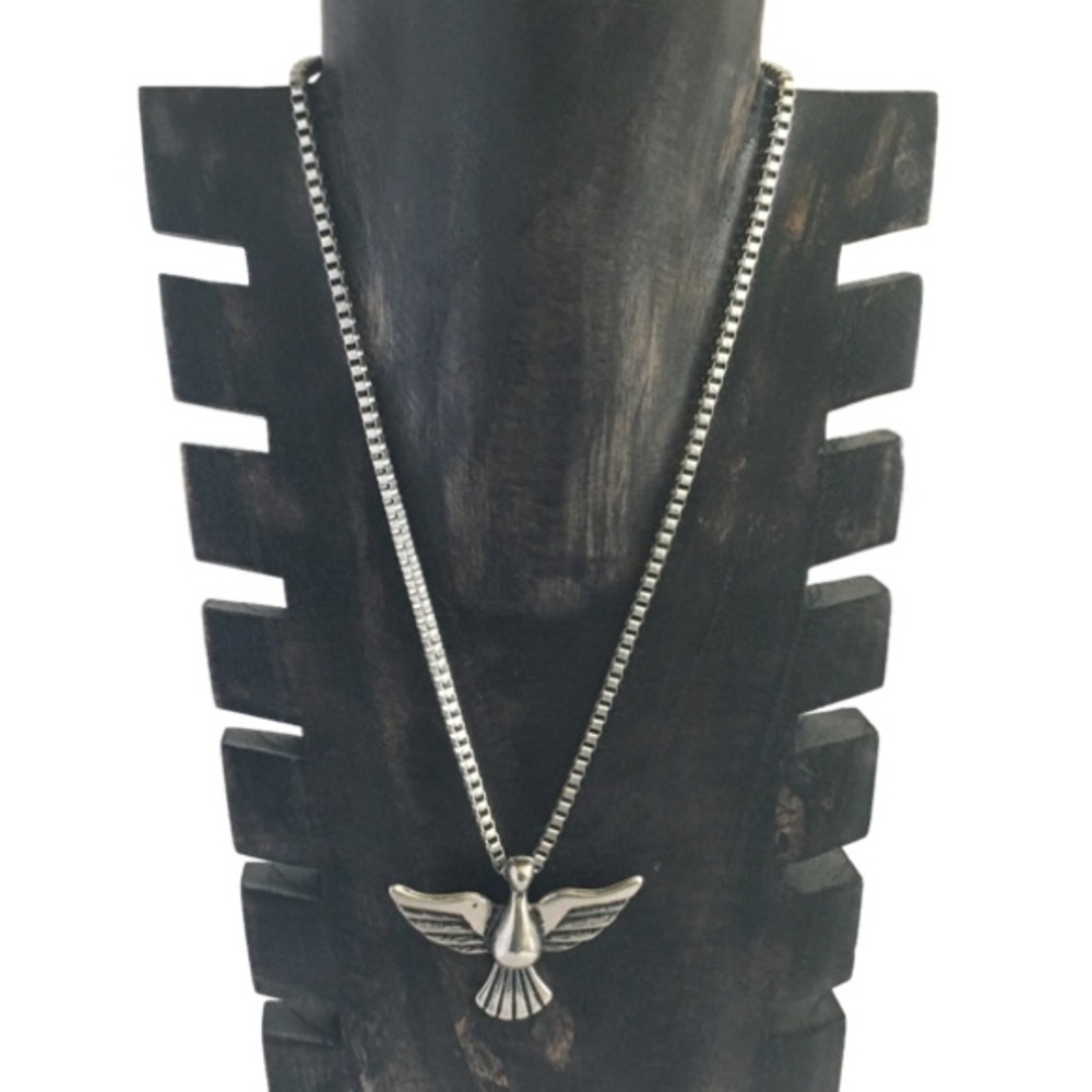Bird PENDANT SILVER TONE NECKLACE‎
